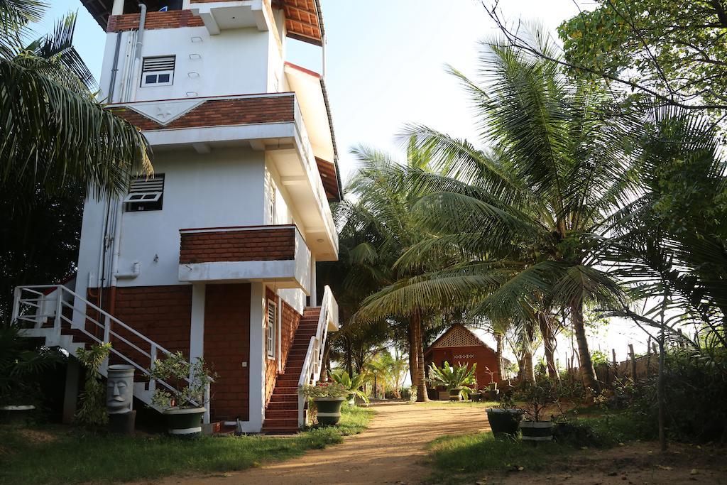 Lonely Beach Resort Tangalle Dış mekan fotoğraf