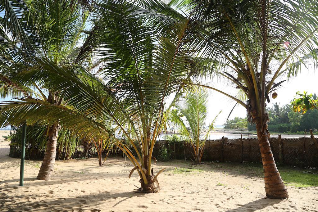 Lonely Beach Resort Tangalle Dış mekan fotoğraf